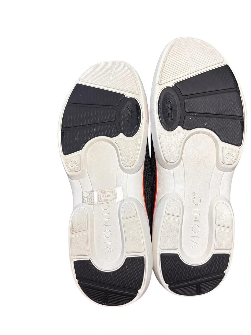 Vionic Vortex Zeta Slip-On Sneakers – Black Mesh w/ Orange Trim Women’s Size 9